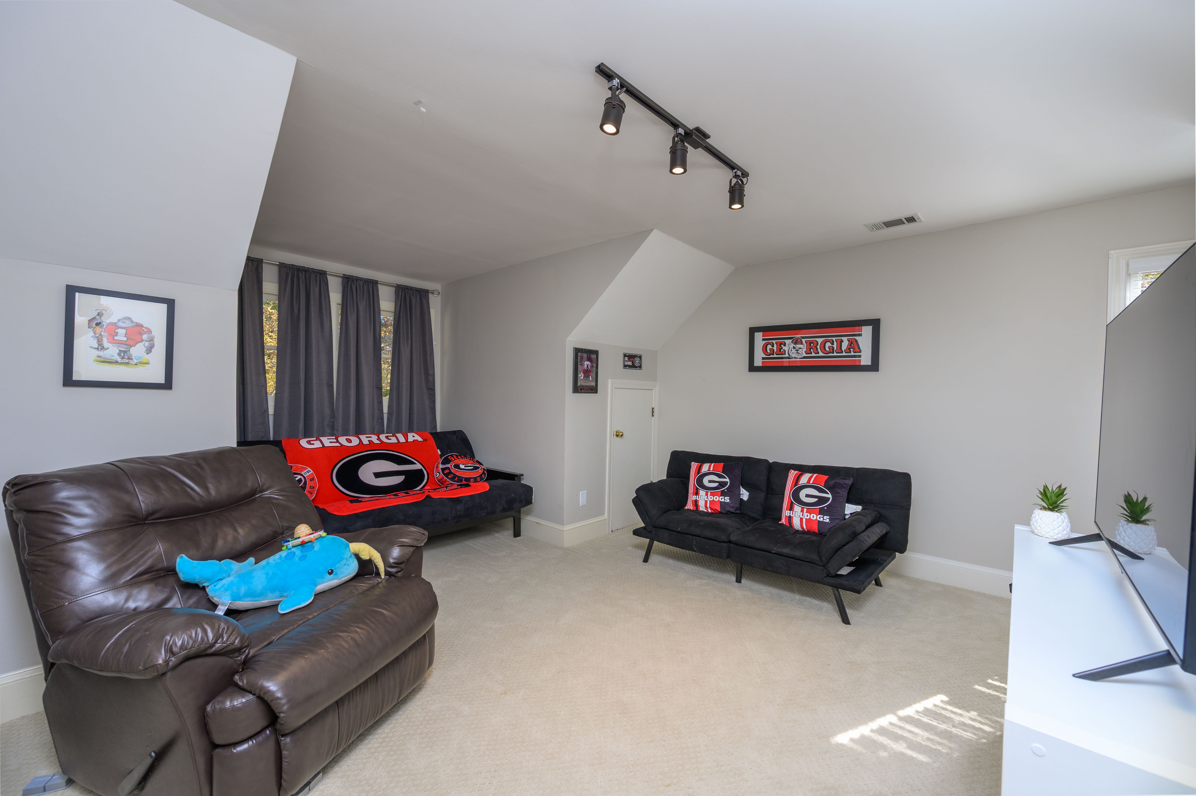 1010 Dogwood Drive image 21